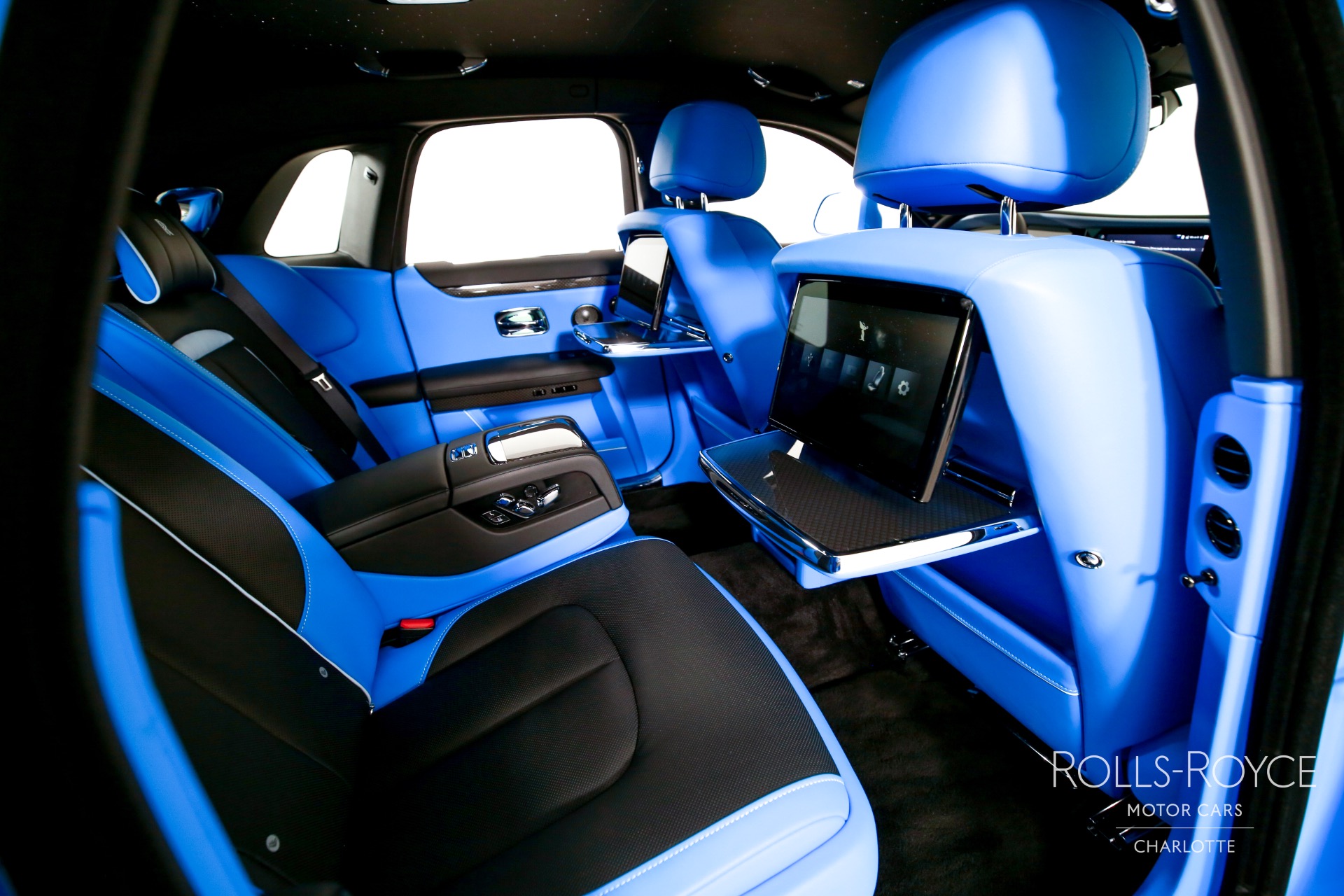 2025 Rolls Royce Ghost Black Badge photo 24