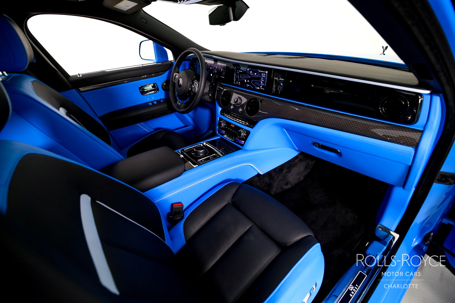 2025 Rolls Royce Ghost Black Badge photo 28