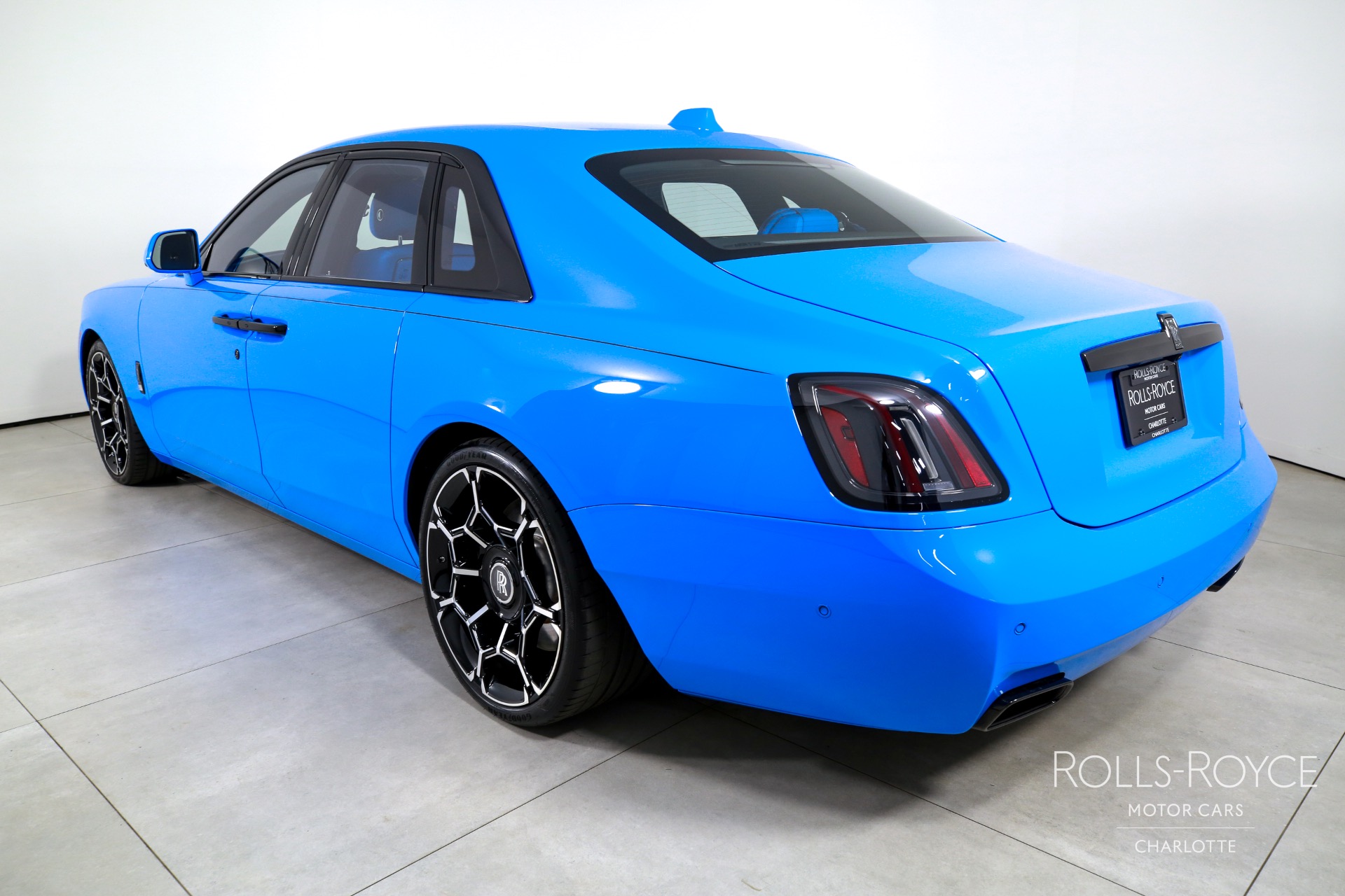 2025 Rolls Royce Ghost Black Badge photo 8