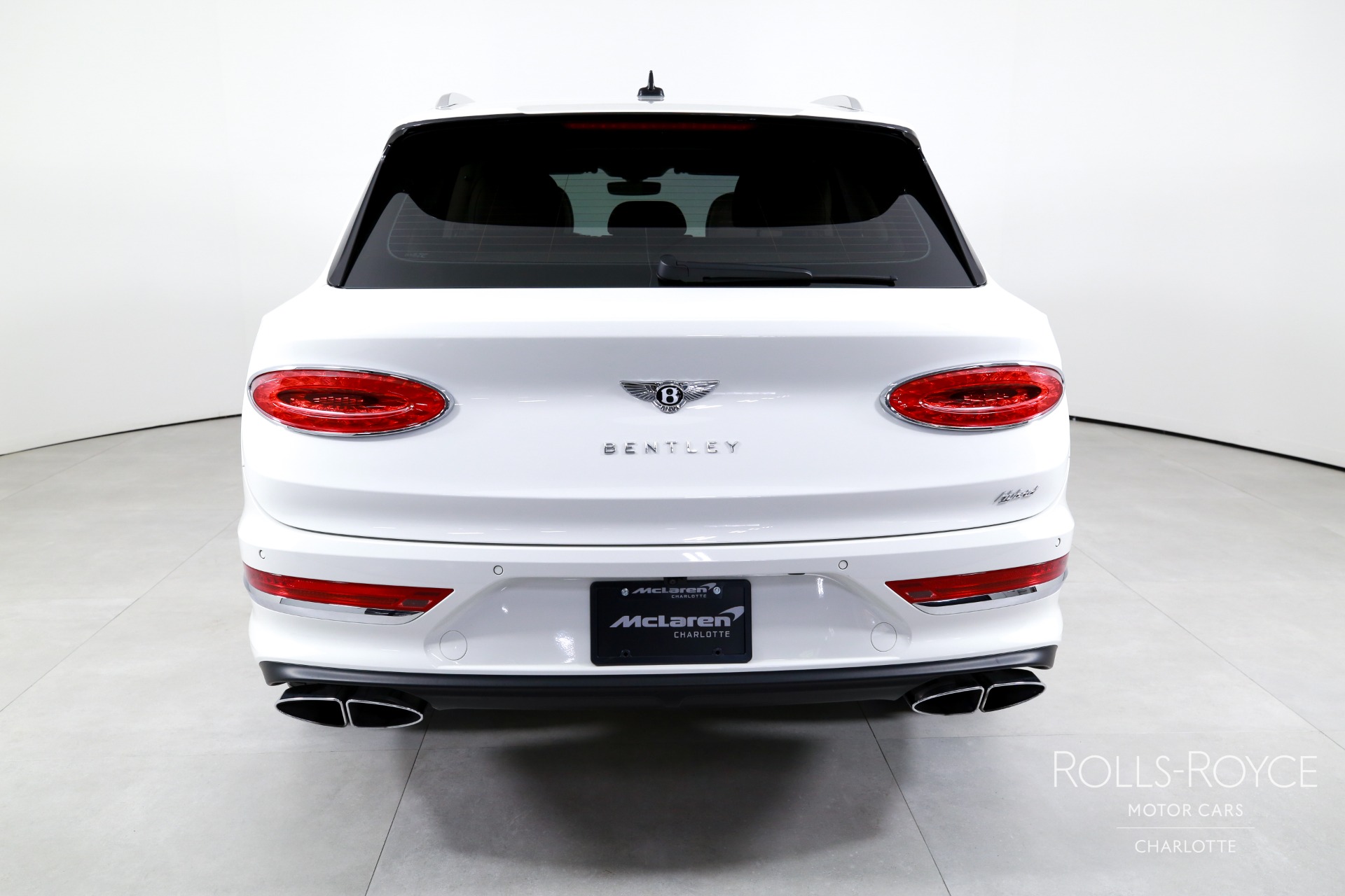 2023 Bentley Bentayga Hybrid Base photo 7
