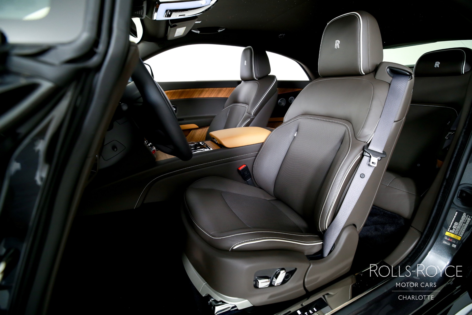 2025 Rolls Royce Spectre photo 13