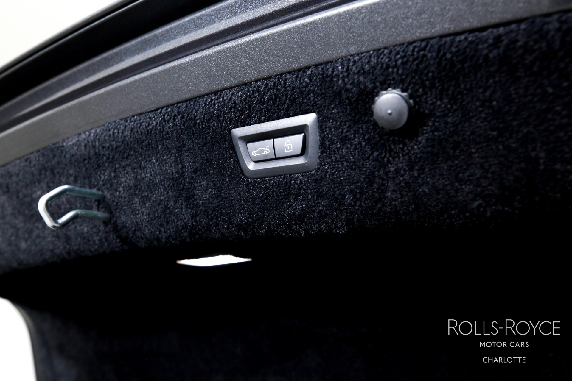 2025 Rolls Royce Spectre photo 22