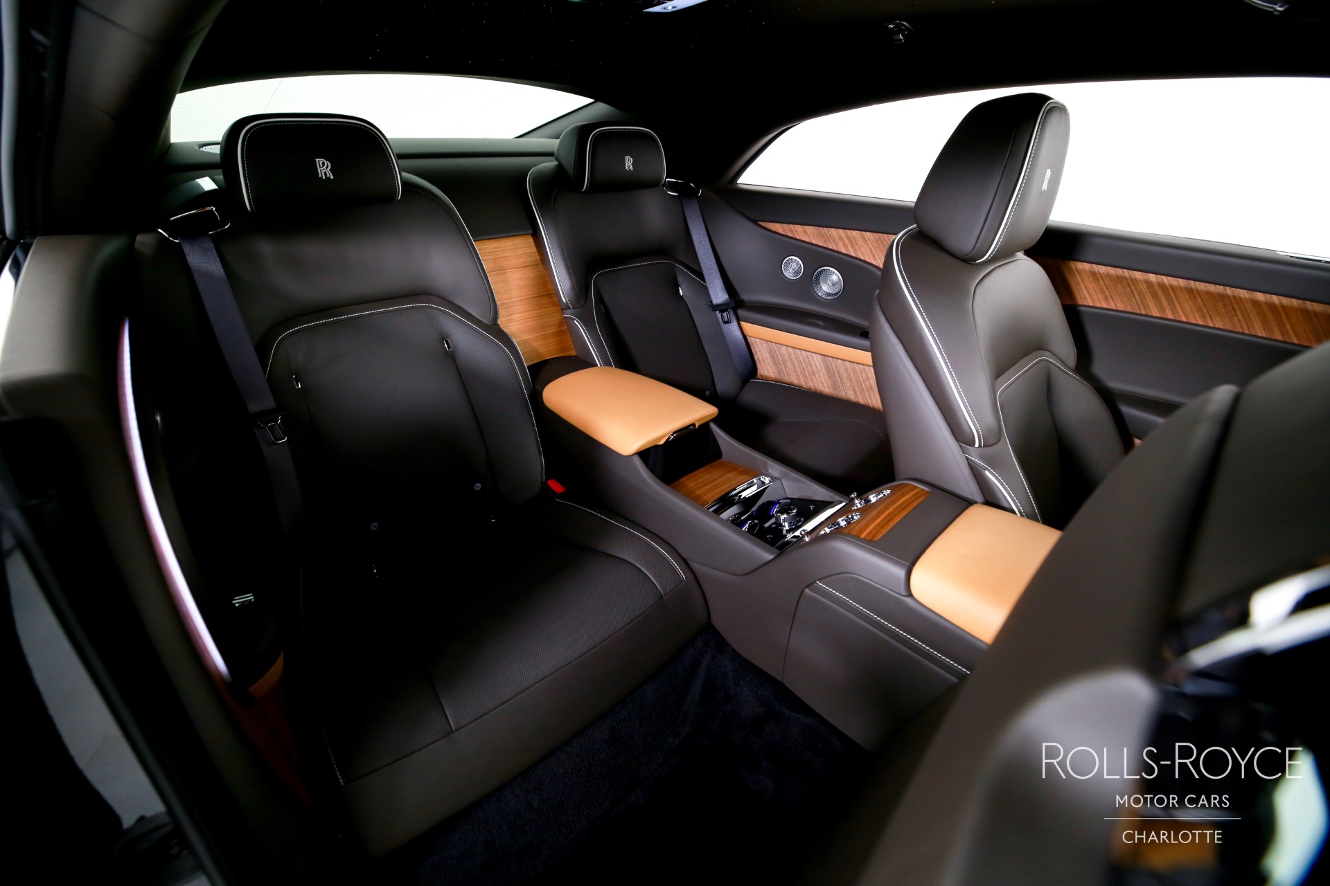 2025 Rolls Royce Spectre photo 27