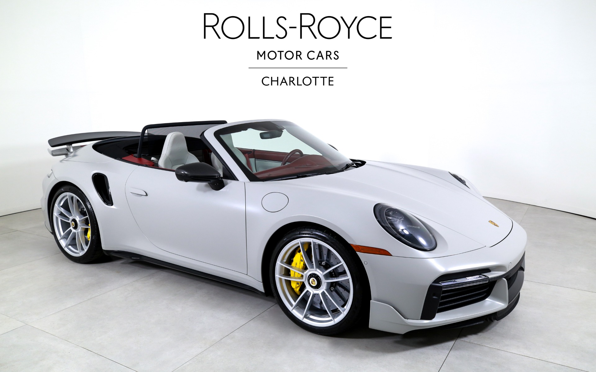 2022 Porsche 911 Turbo S photo 2