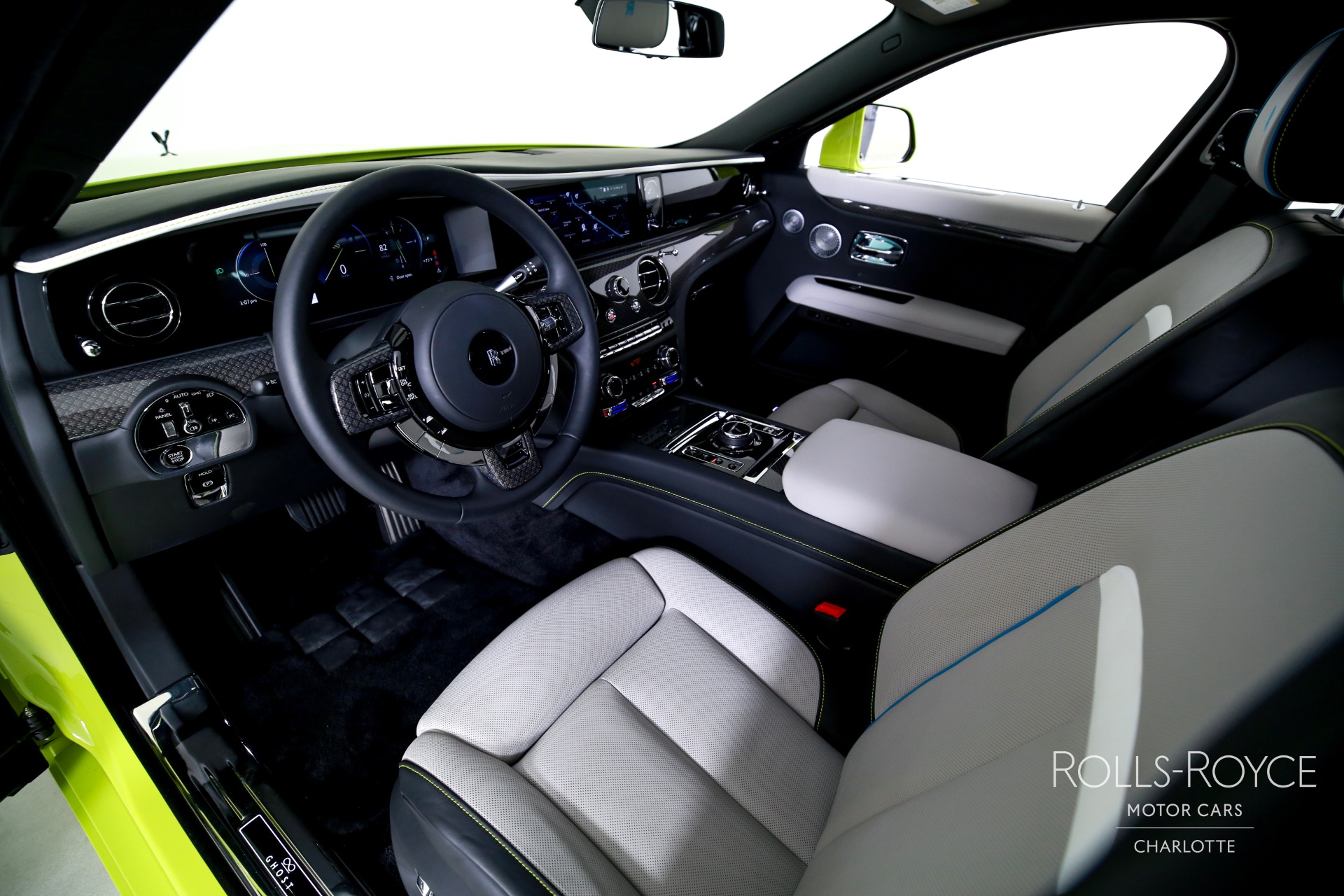 2025 Rolls Royce Ghost Black Badge photo 4