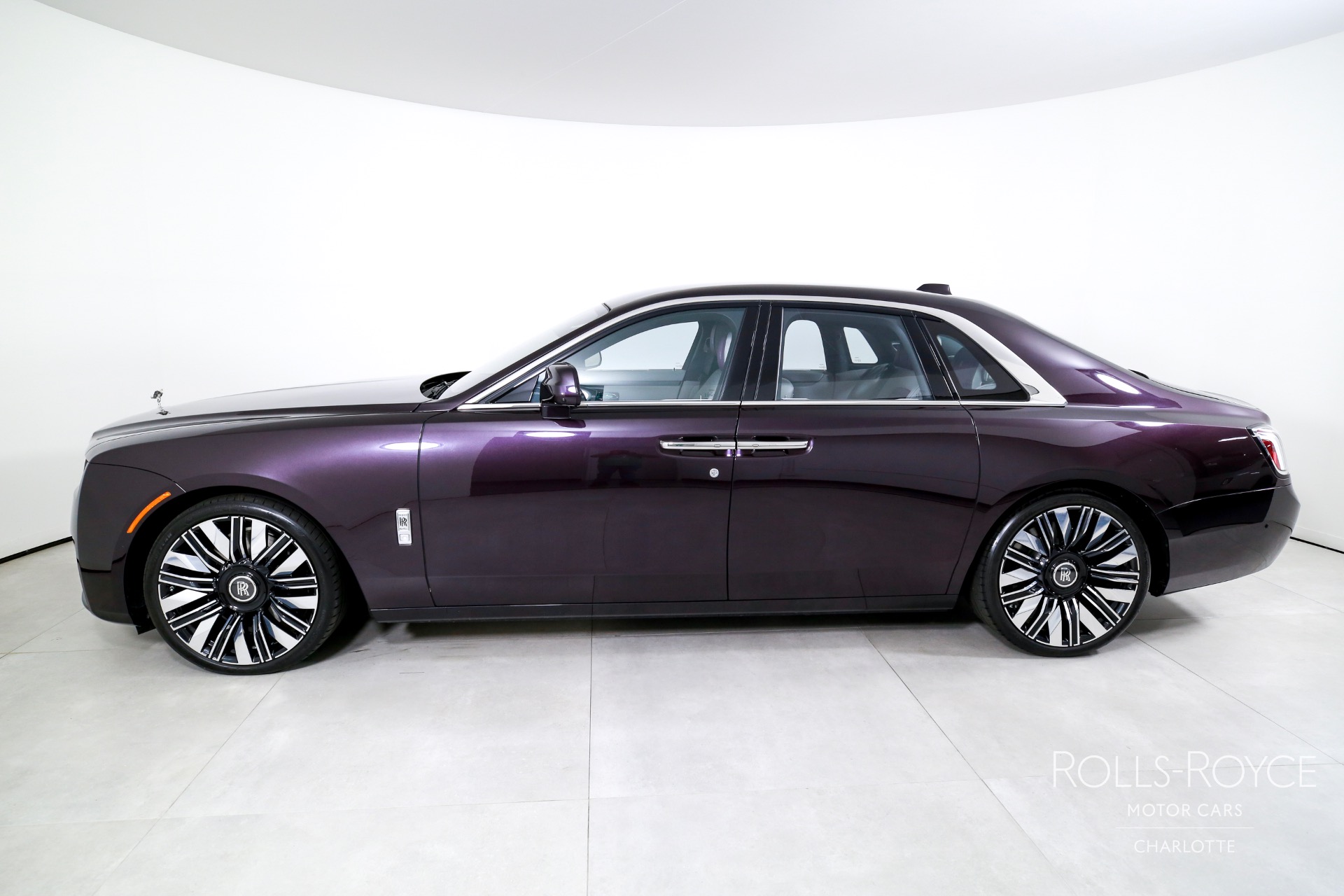 2025 Rolls Royce Ghost RR photo 3