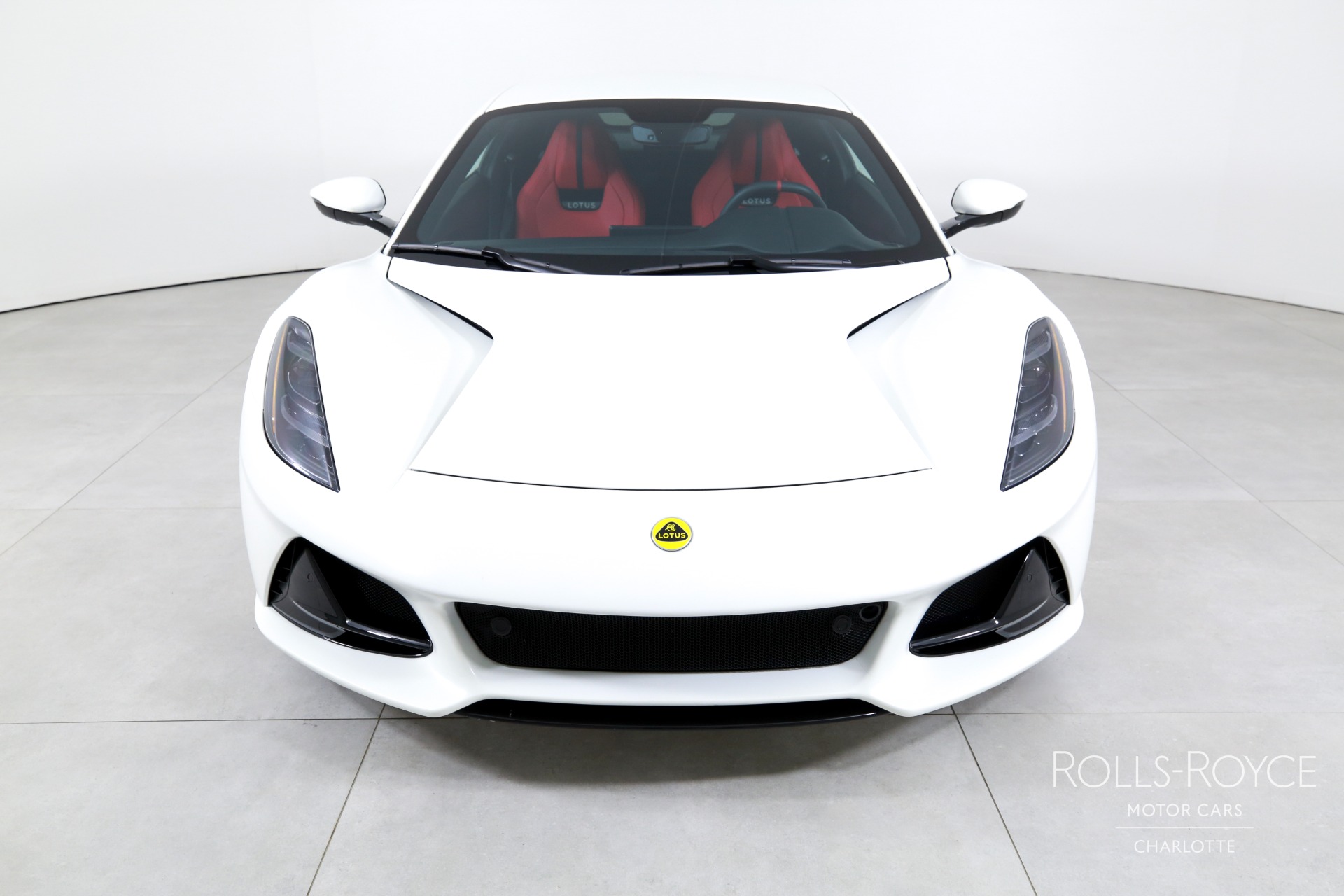 2024 Lotus Emira First Edition photo 4