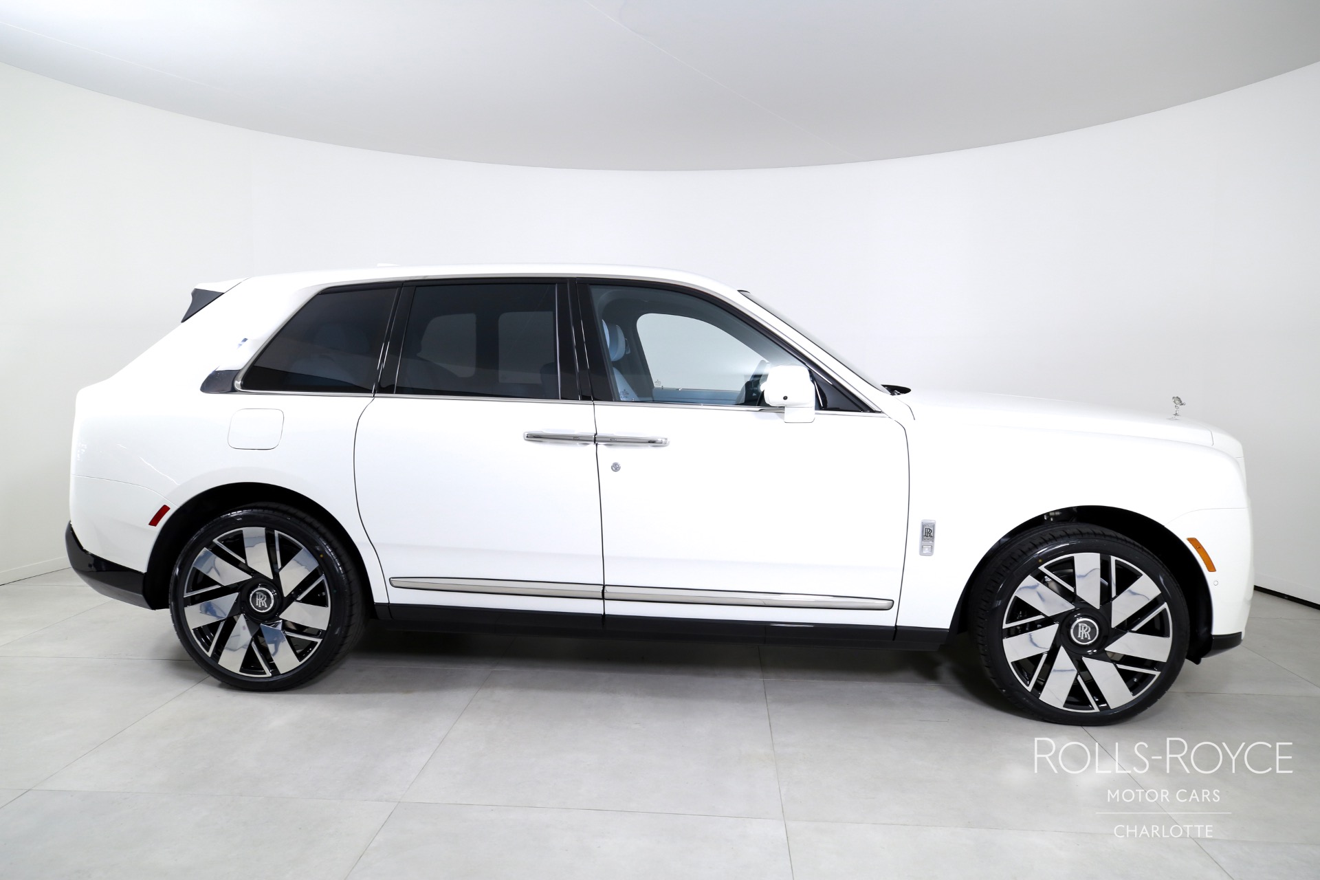 2026 Rolls Royce Cullinan RR photo 9