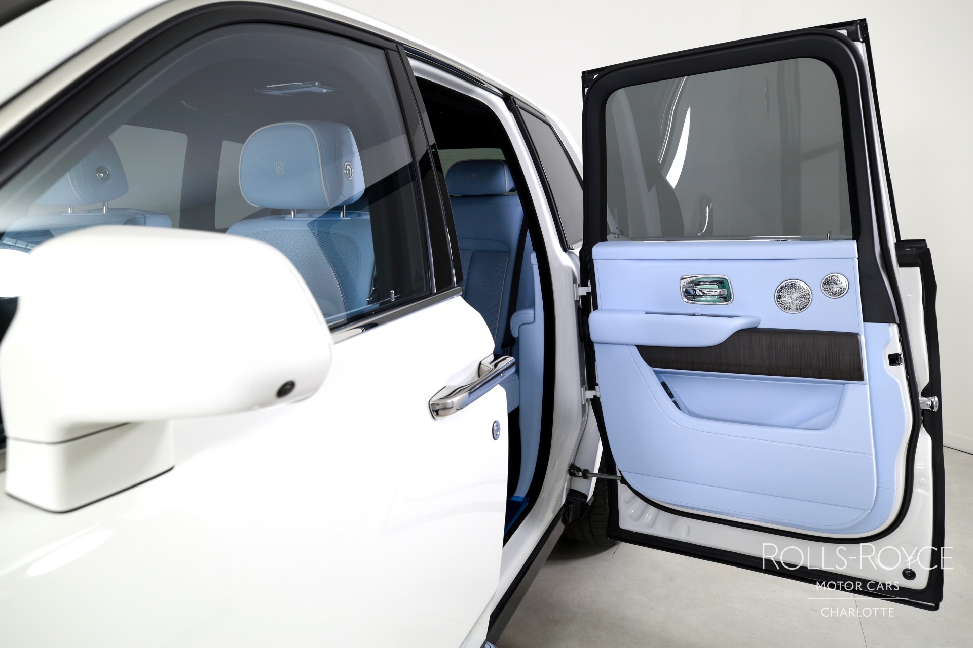 2026 Rolls Royce Cullinan RR photo 17