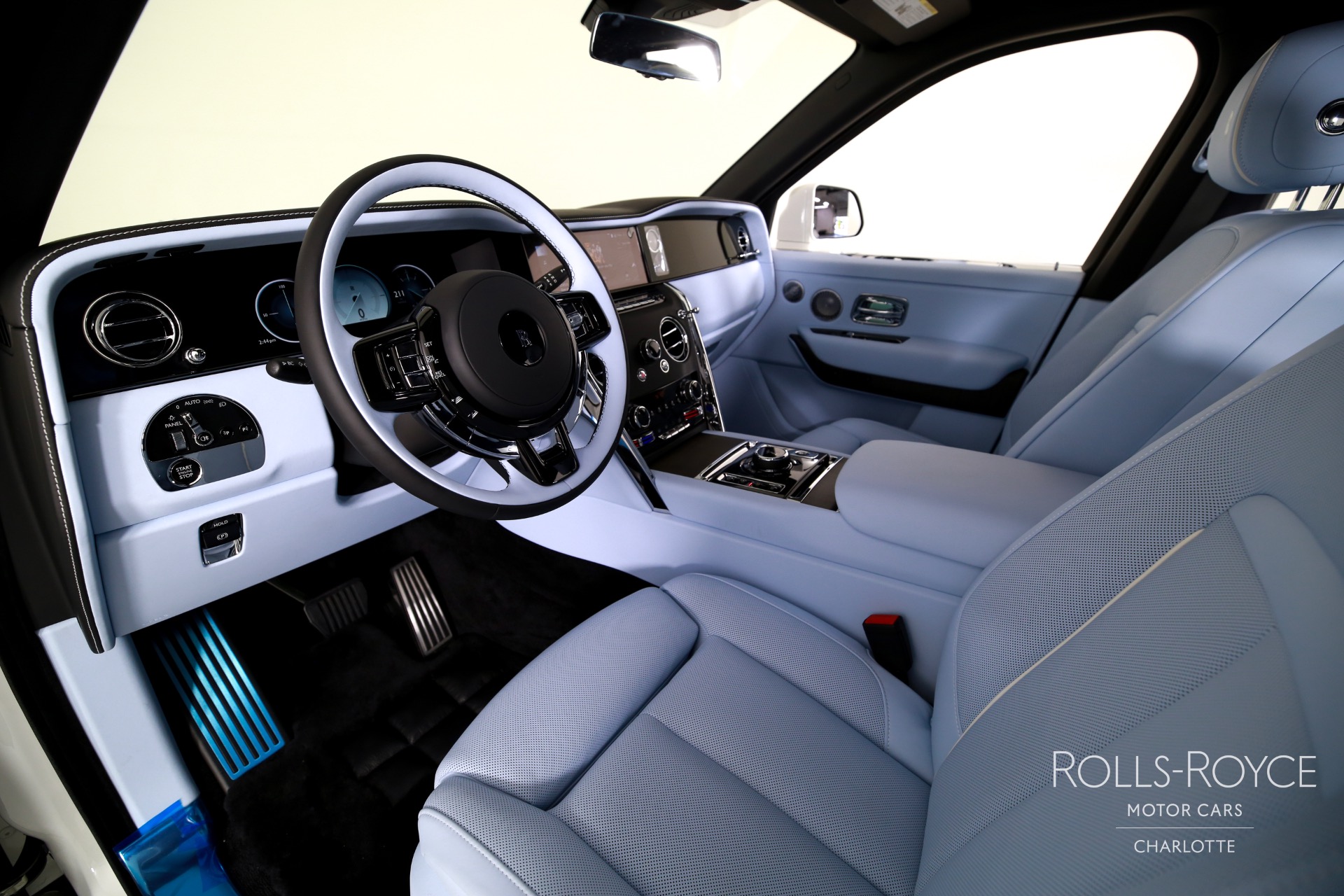 2026 Rolls Royce Cullinan RR photo 3