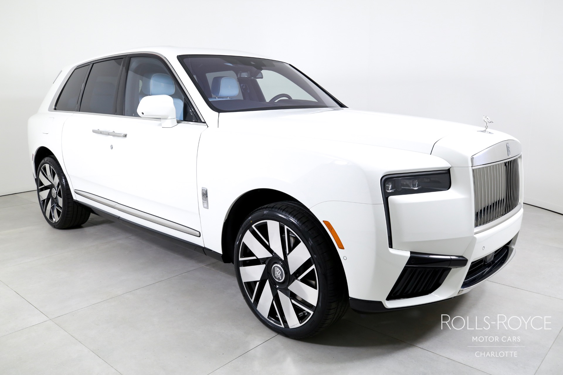 2026 Rolls Royce Cullinan RR photo 5