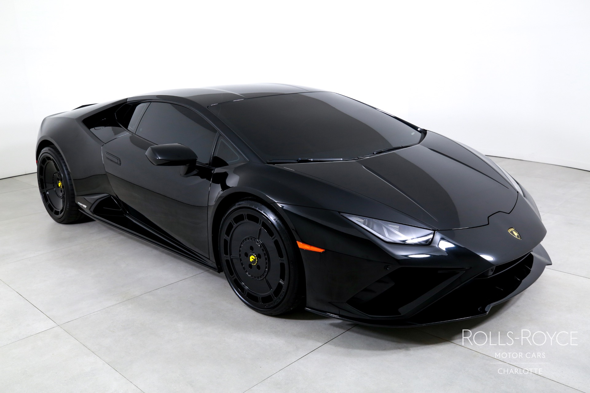 2021 Lamborghini Huracan Evo Coupe photo 3