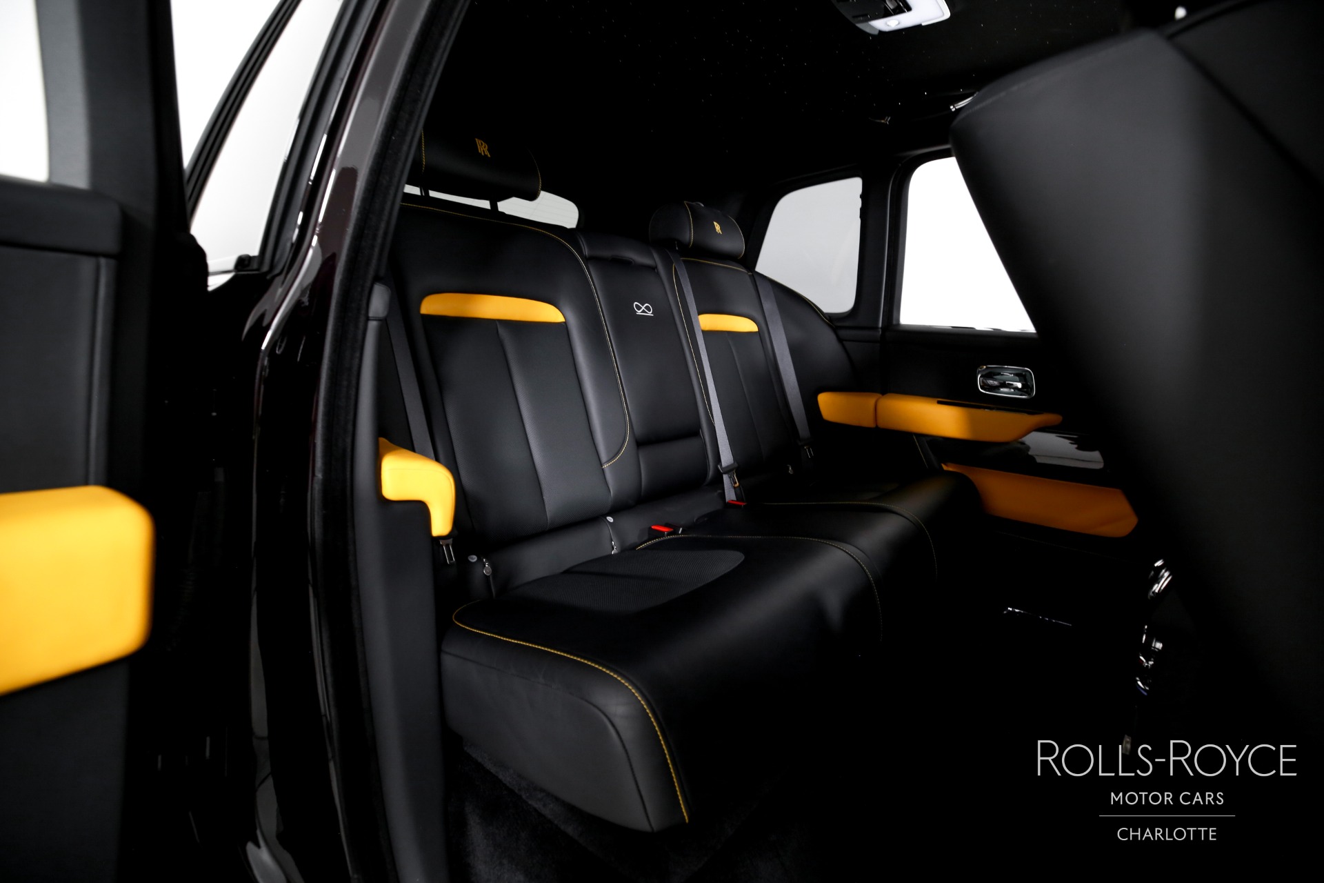 2023 Rolls-Royce Cullinan Black Badge - Photo 28