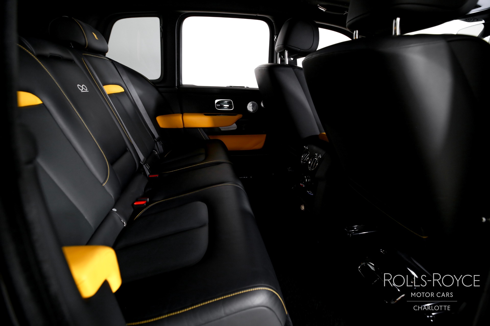 2023 Rolls-Royce Cullinan Black Badge - Photo 29