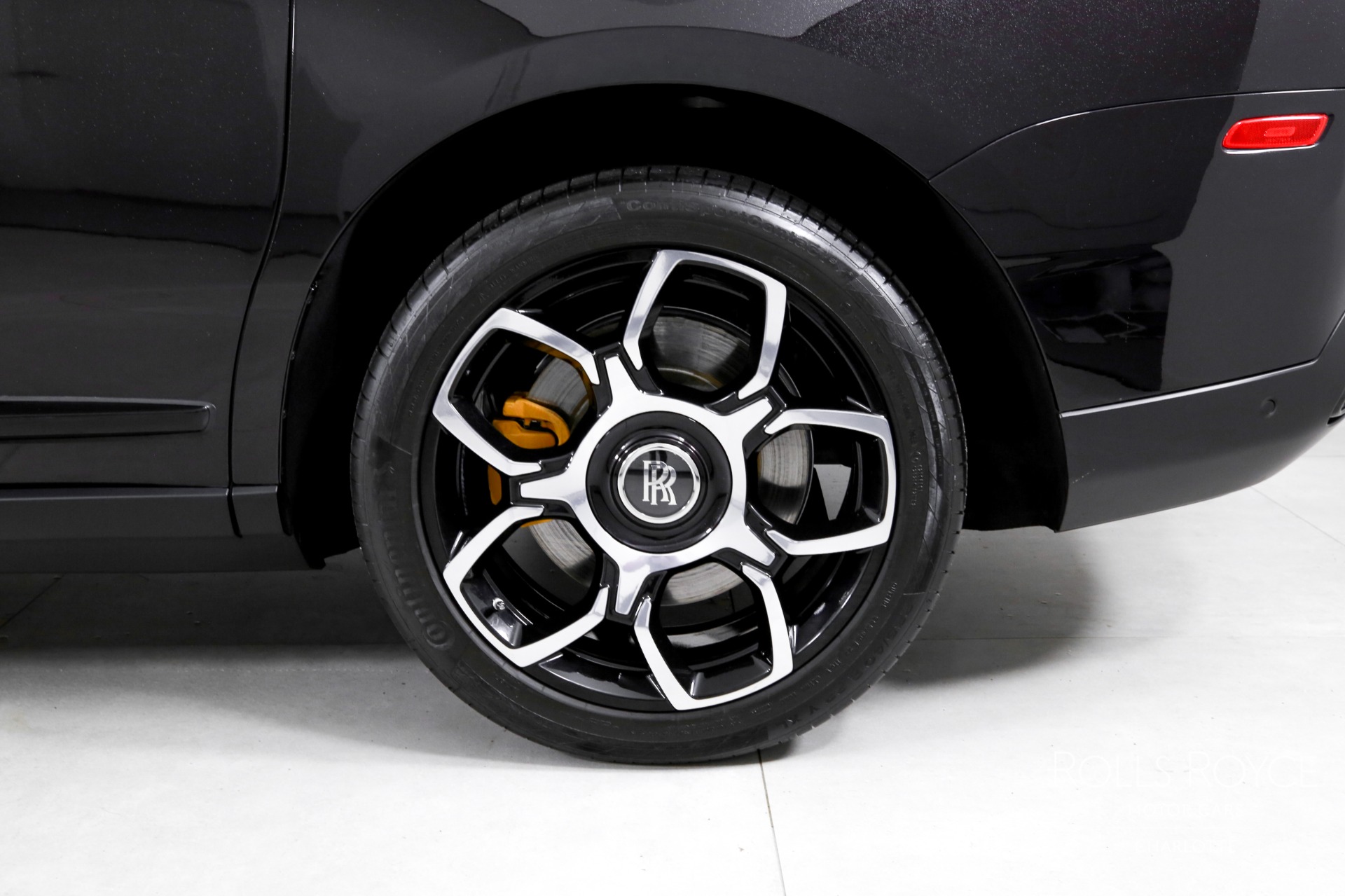 2023 Rolls-Royce Cullinan Black Badge - Photo 40