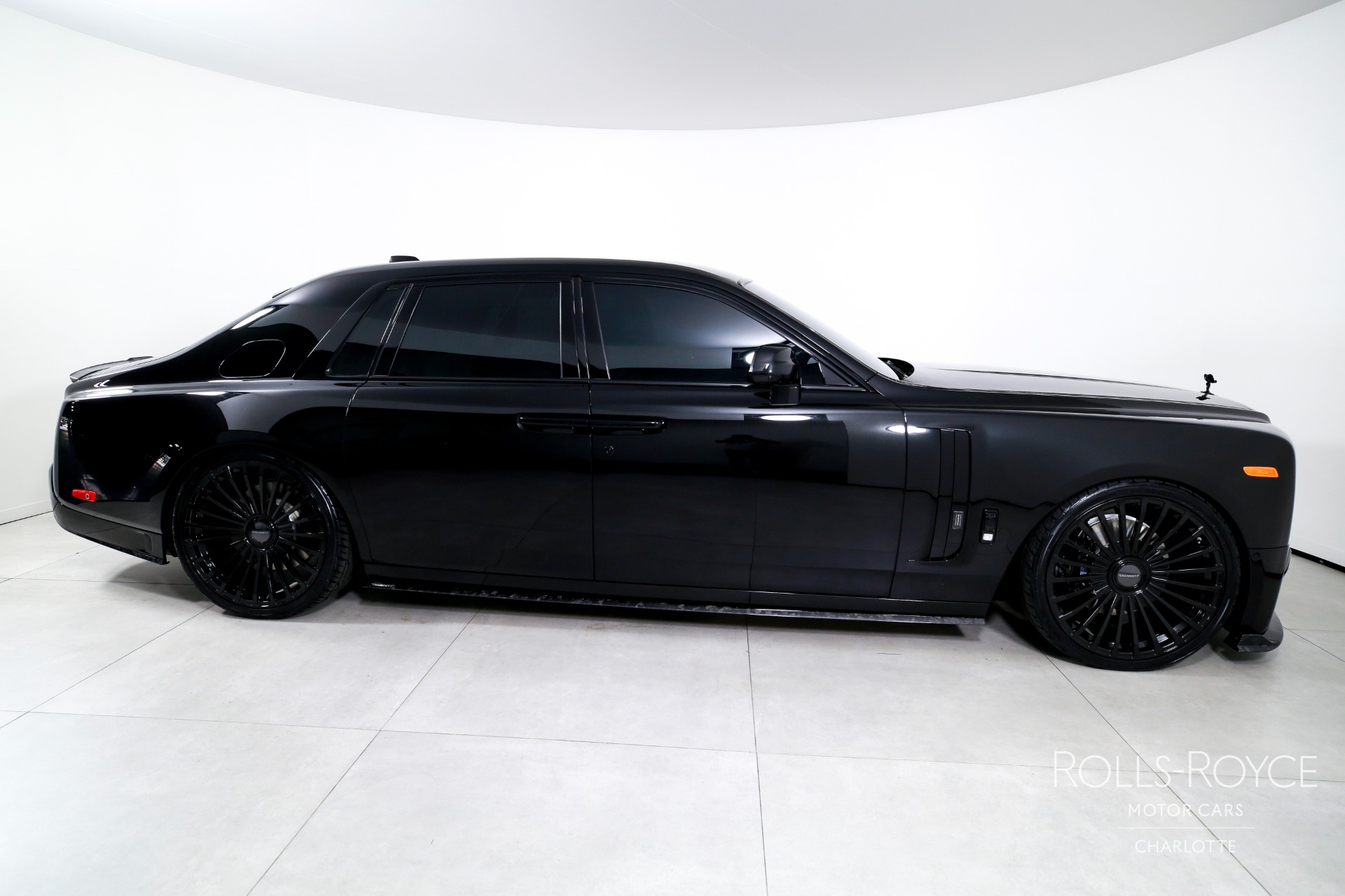 2026 Rolls-Royce Phantom Base - Photo 10