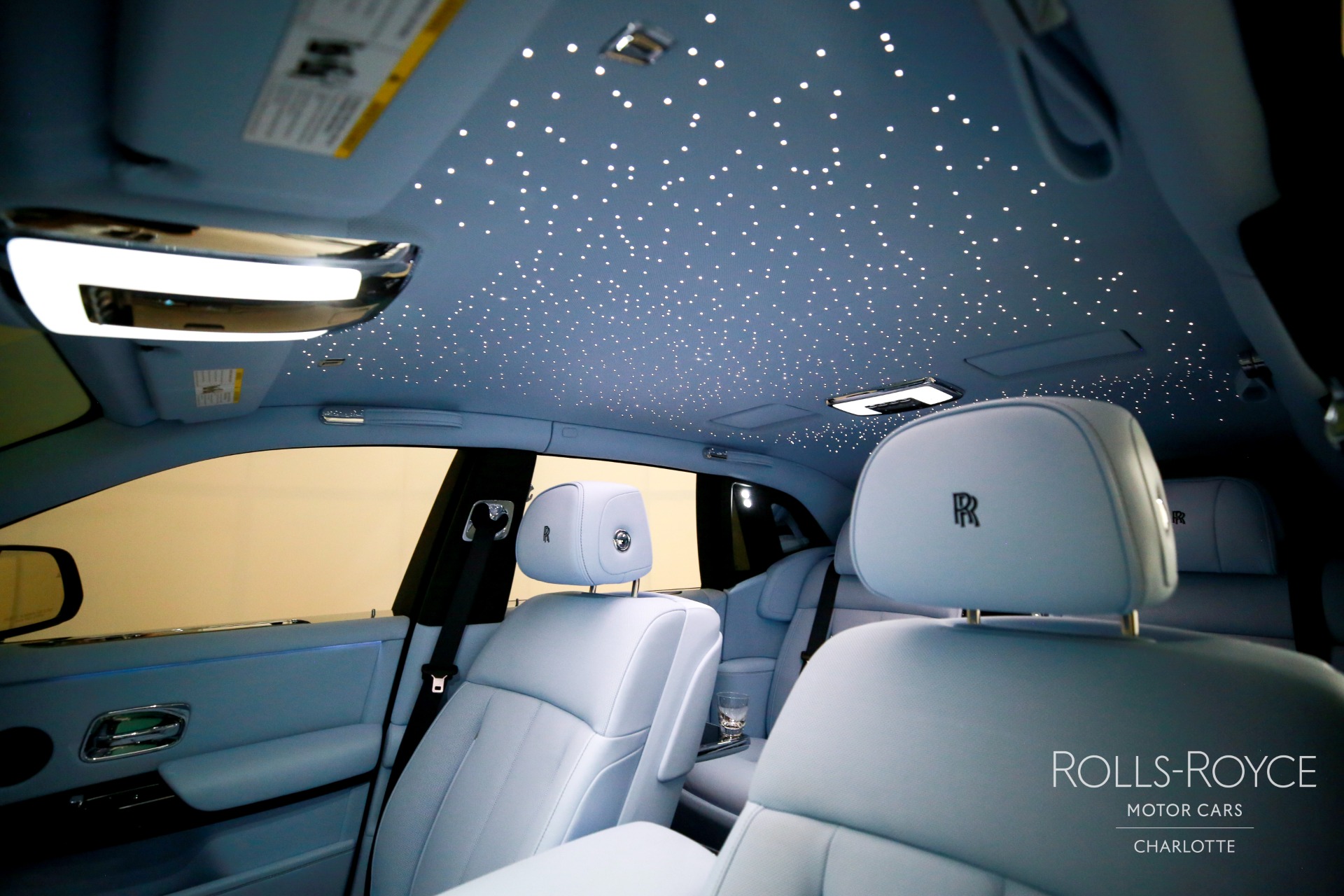 2026 Rolls-Royce Phantom Base - Photo 12