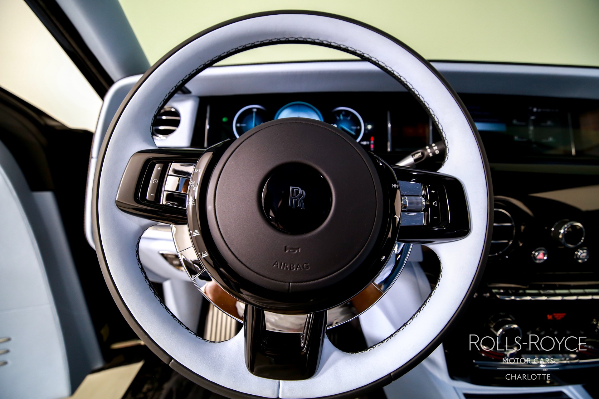 2026 Rolls-Royce Phantom Base - Photo 15