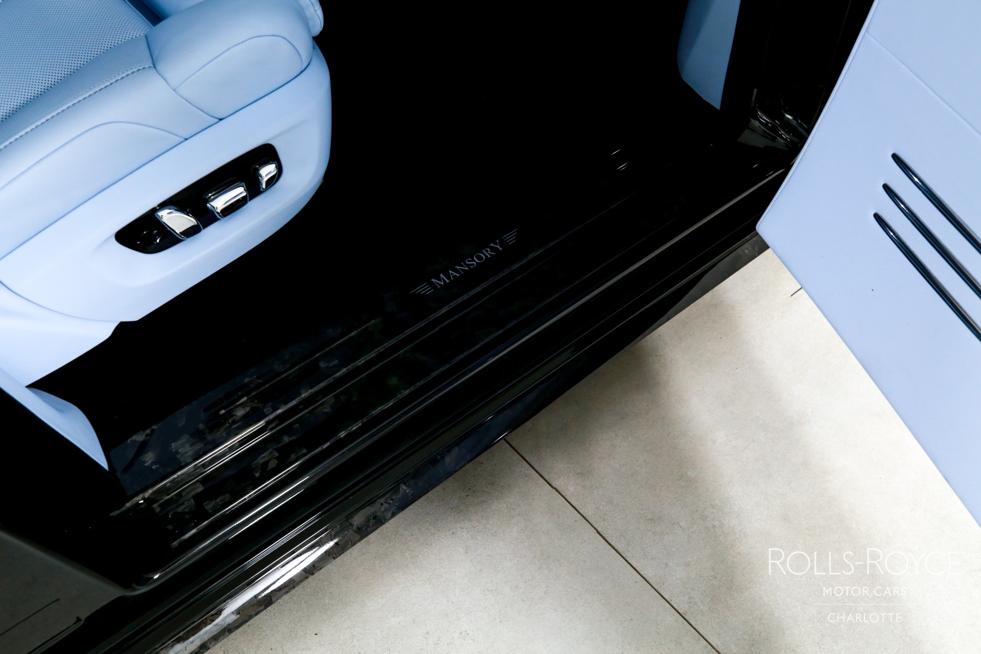 2026 Rolls-Royce Phantom Base - Photo 37