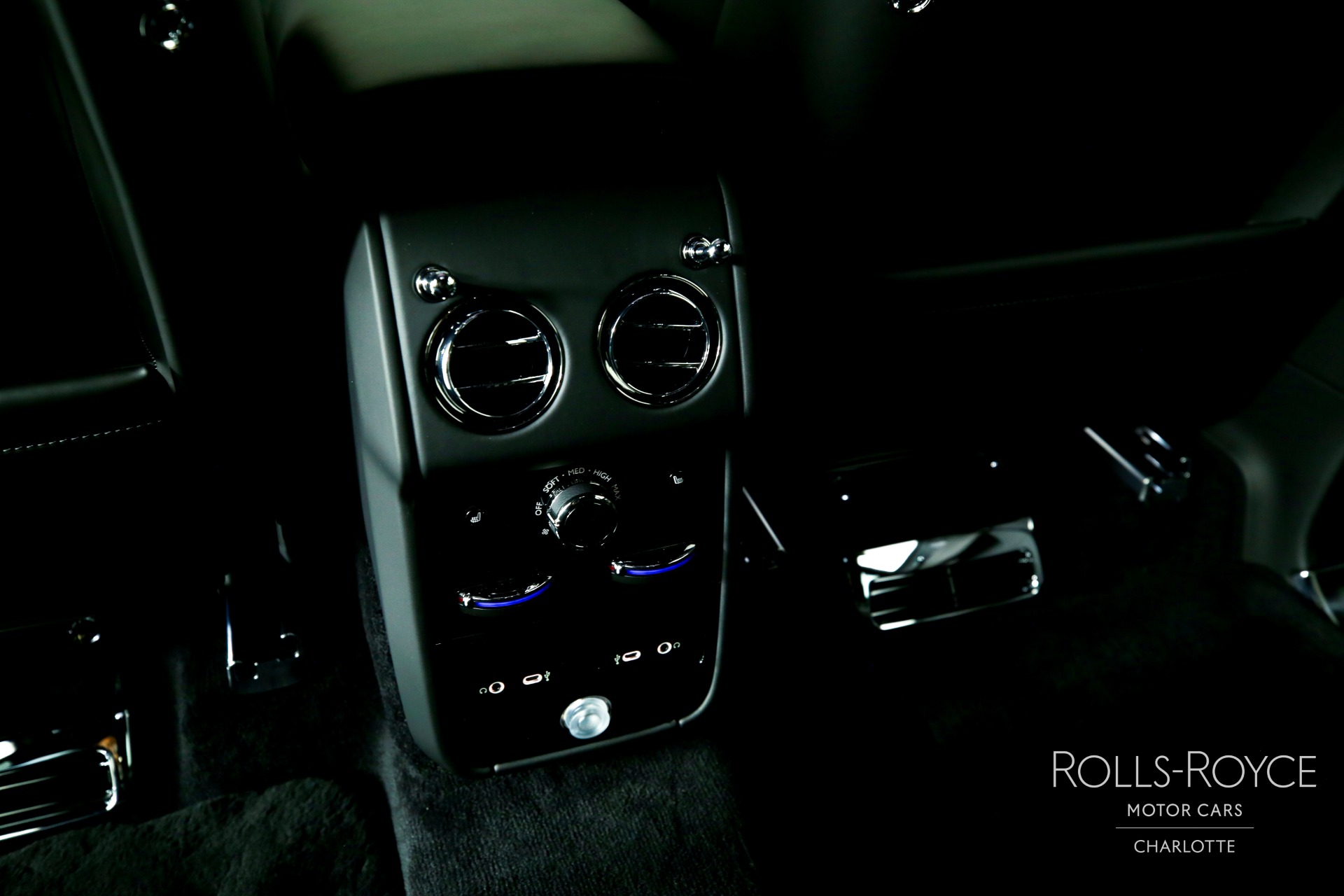 2026 Rolls-Royce Cullinan Base - Photo 21