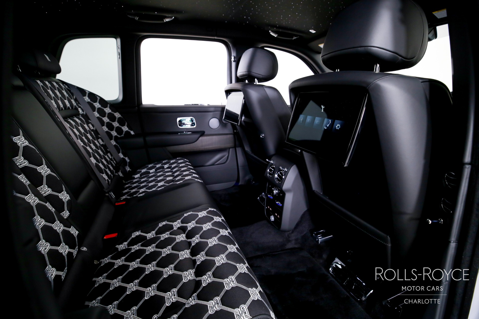 2026 Rolls-Royce Cullinan Base - Photo 30