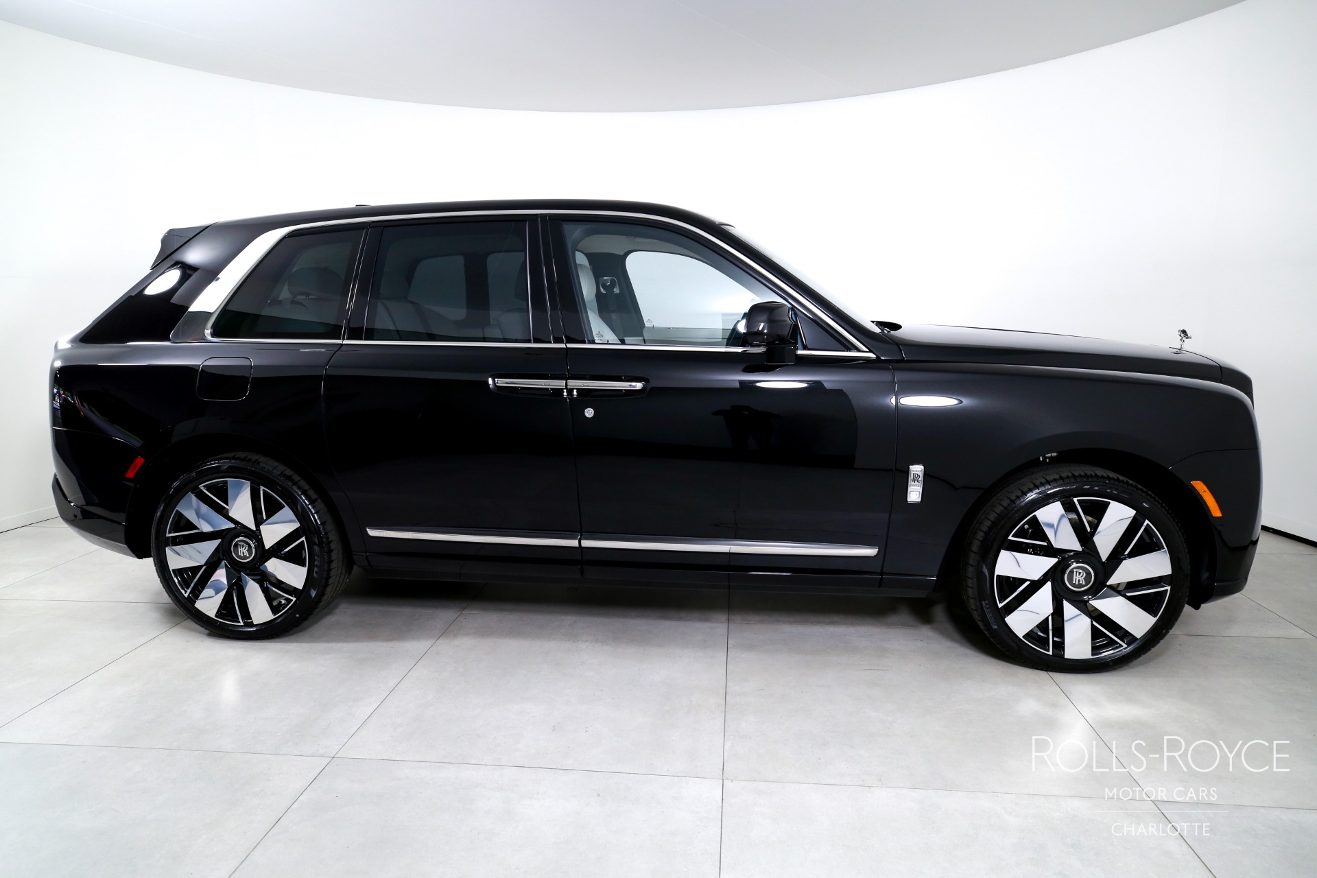 2026 Rolls-Royce Cullinan Base - Photo 10