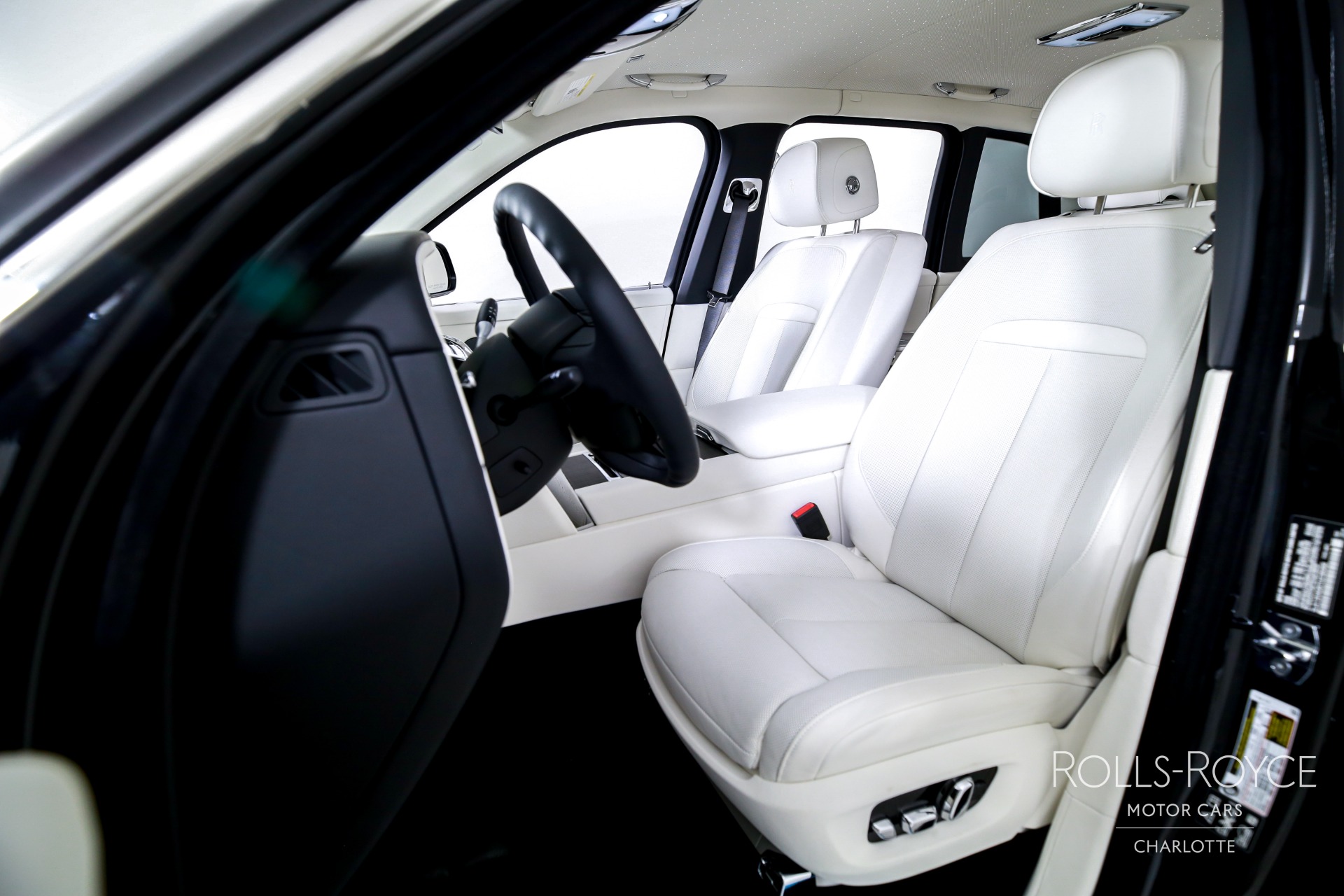 2026 Rolls-Royce Cullinan Base - Photo 13