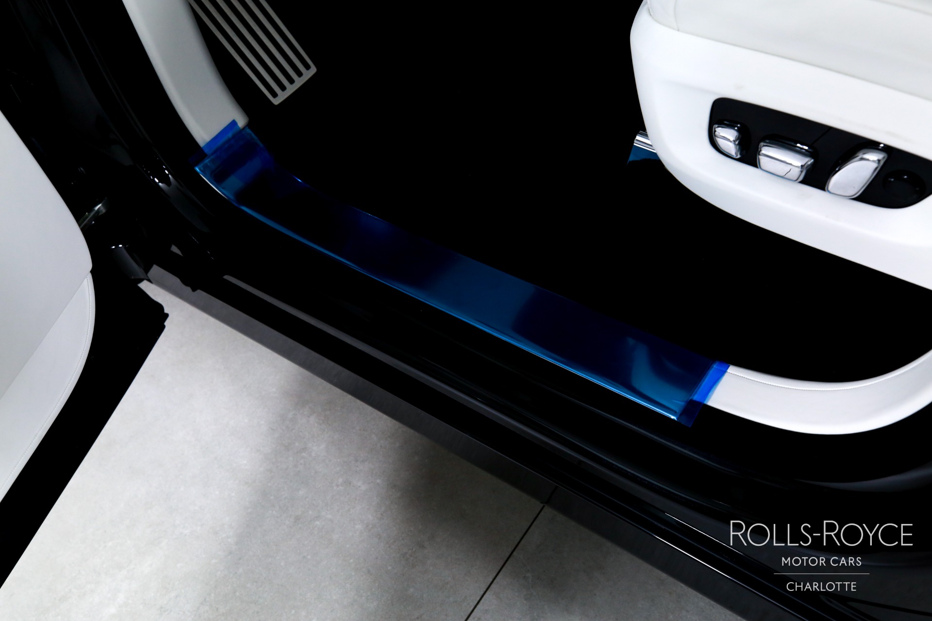2026 Rolls-Royce Cullinan Base - Photo 17
