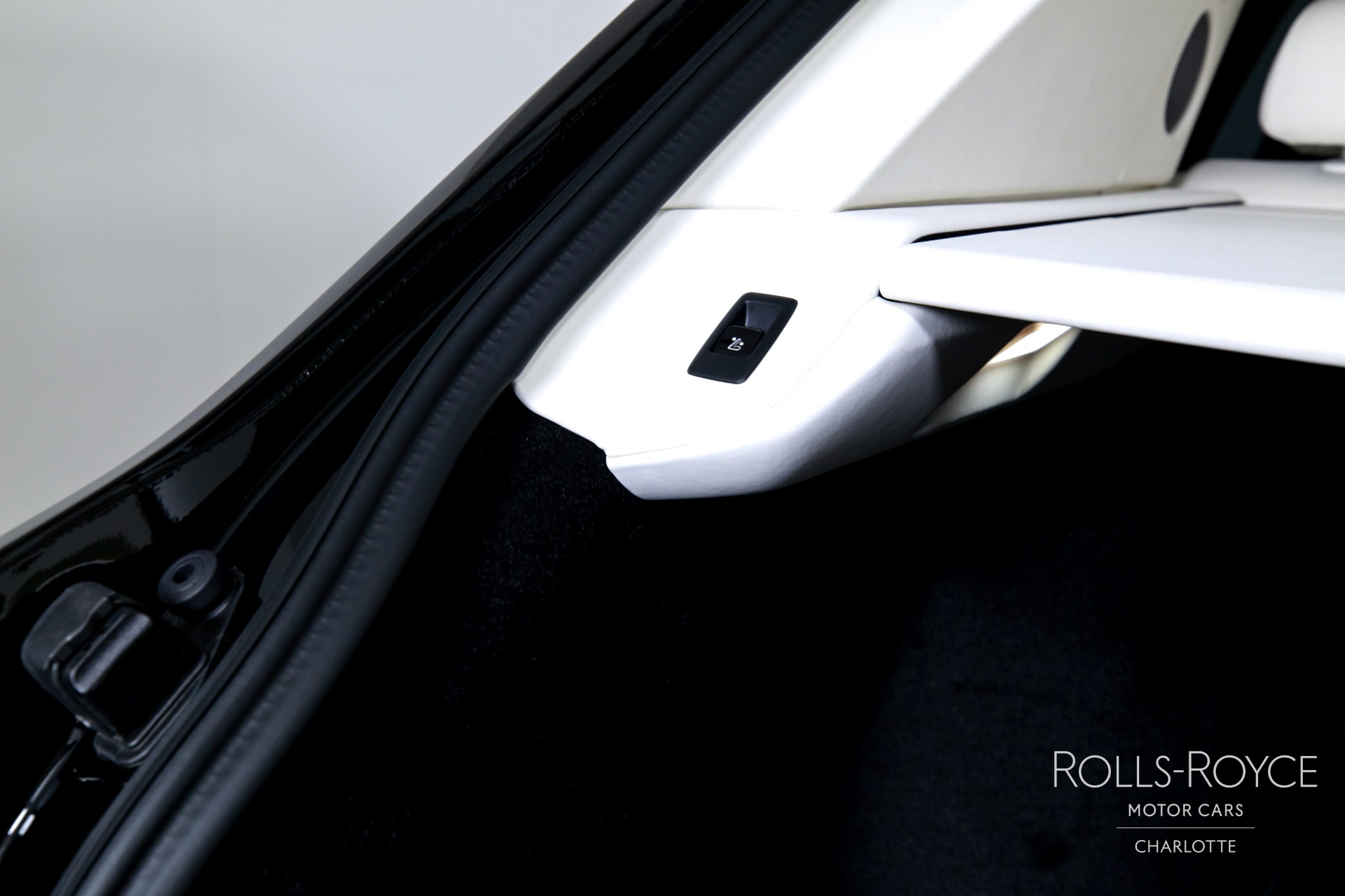 2026 Rolls-Royce Cullinan Base - Photo 26