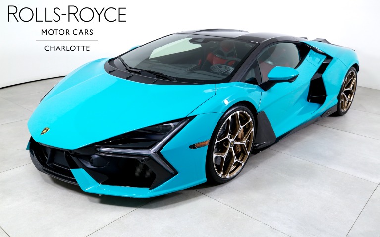 2025 Lamborghini Revuelto