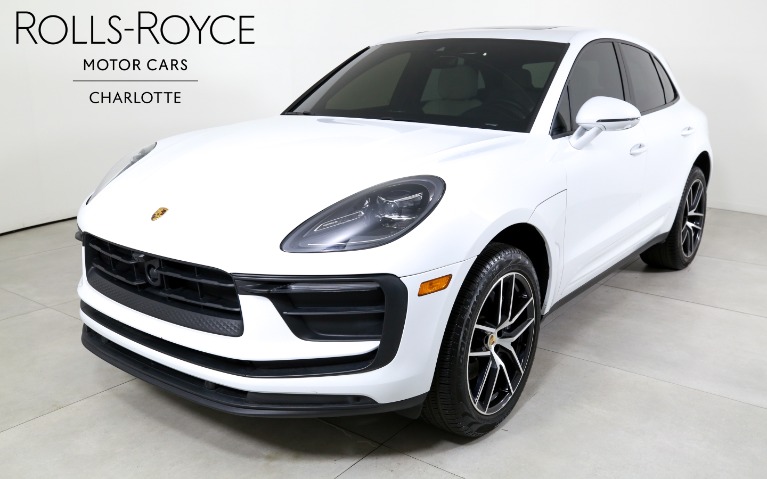 2024 Porsche Macan Base